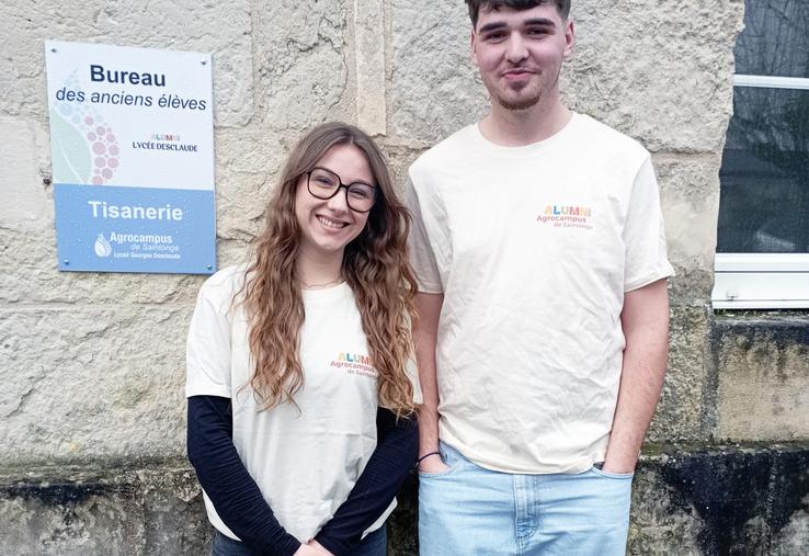 Faustine Lot et Fabien Jaguenaud veulent développer la visibilité de l'association afin d'y attirer un maximum d'anciens élèves du lycée Desclaude.
